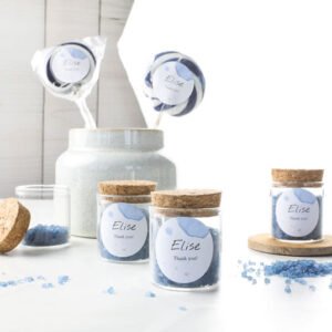 Glazen potjes met ronde stickers en blauw badzout (set van 12)