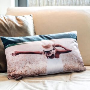 Polyester kussensloop met vulling liggend met print op voor- en achterkant