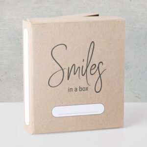 Foto's in een hip doosje karton